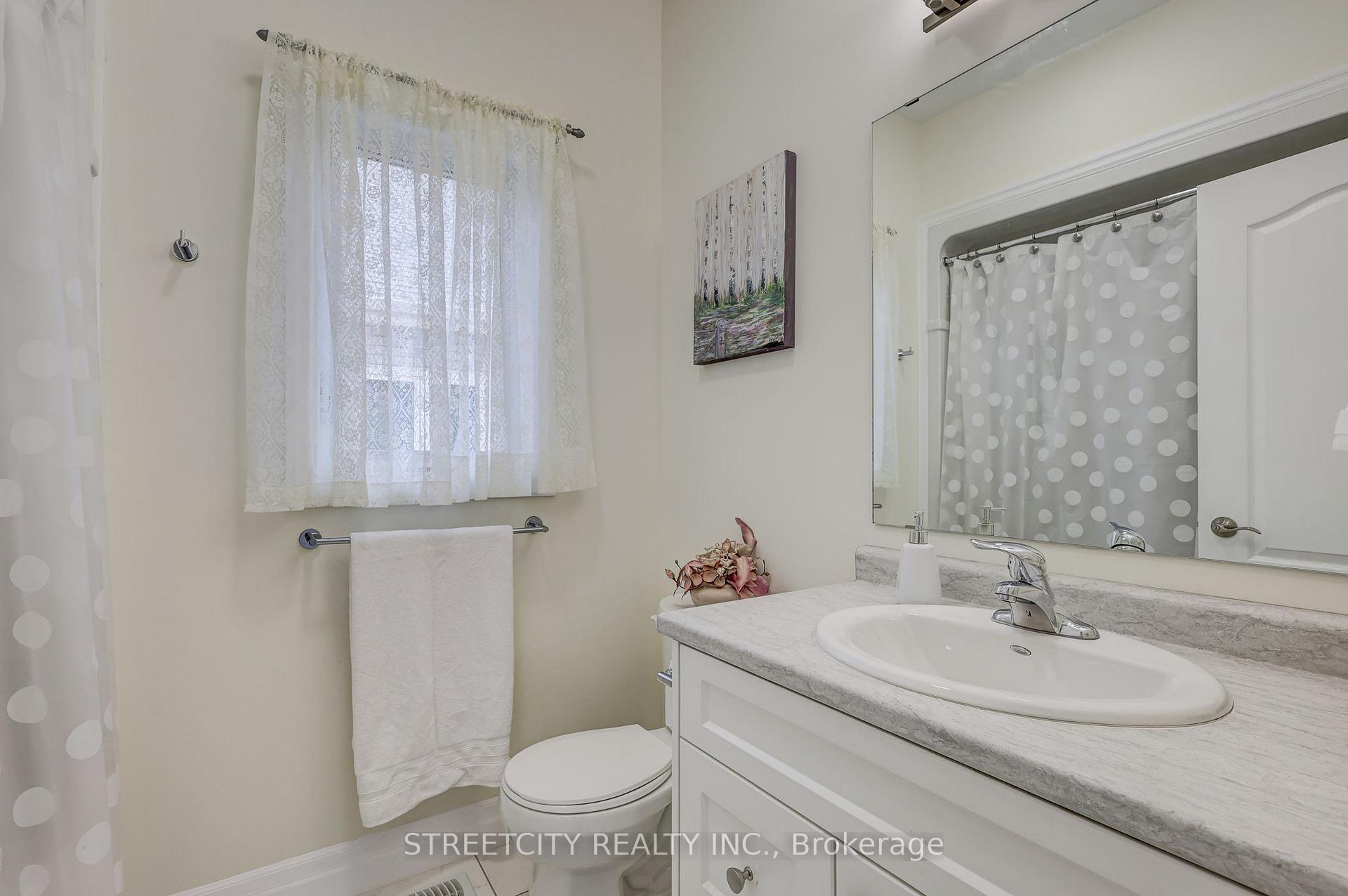 Photo 24 of 70 Acorn Trail, St. Thomas — HOMEH