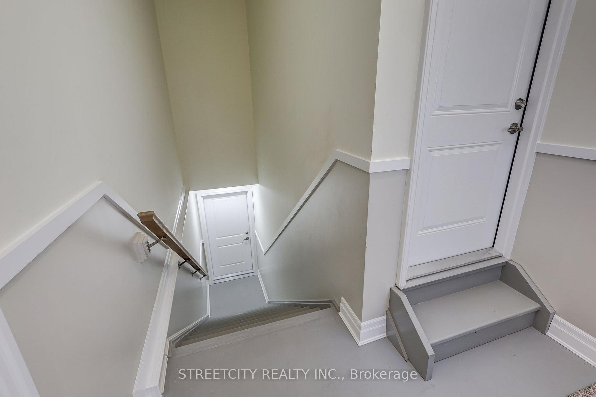 Photo 32 of 70 Acorn Trail, St. Thomas — HOMEH