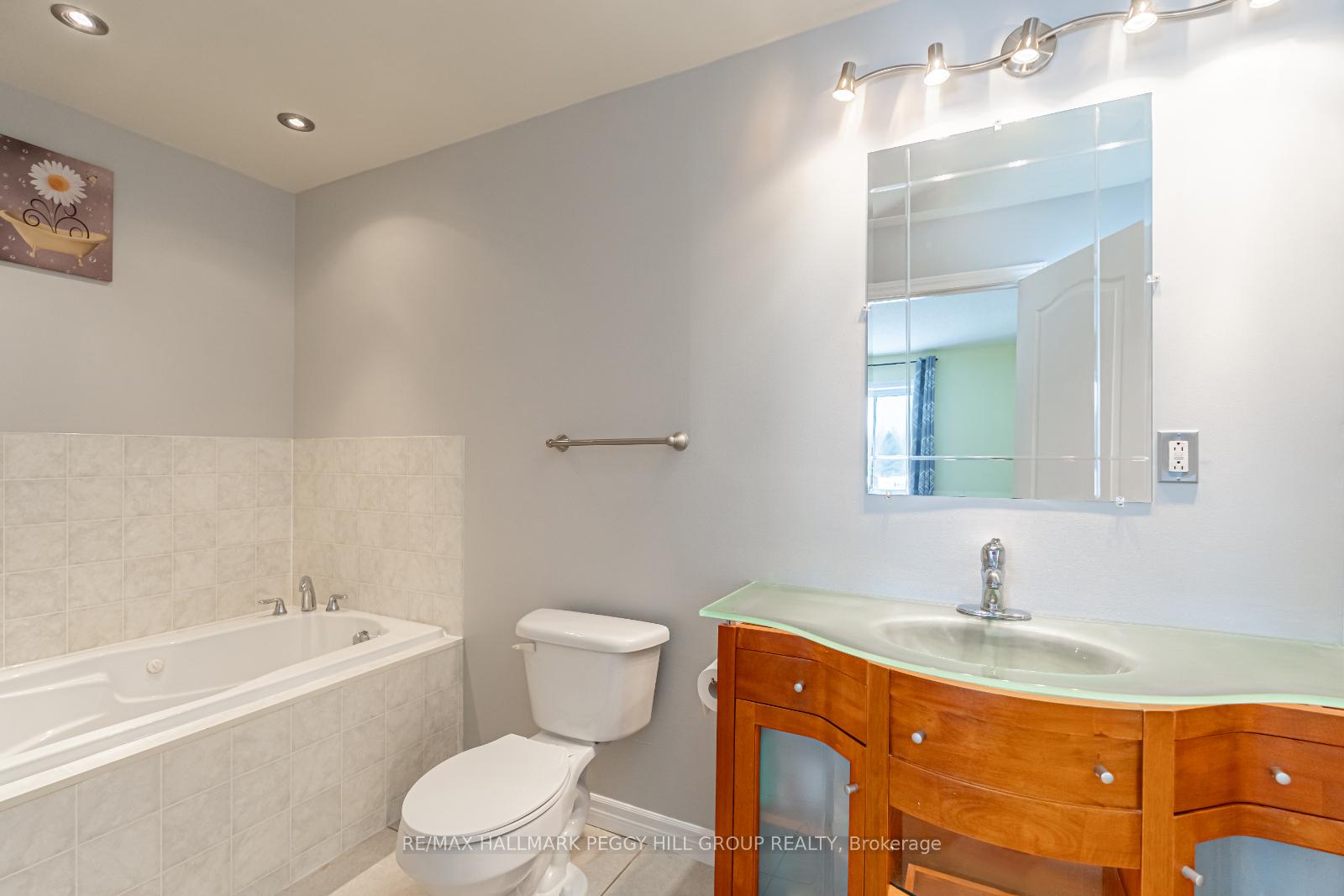 Photo 10 of 1032 Flos 4 Road E, Springwater, Phelpston — HOMEH
