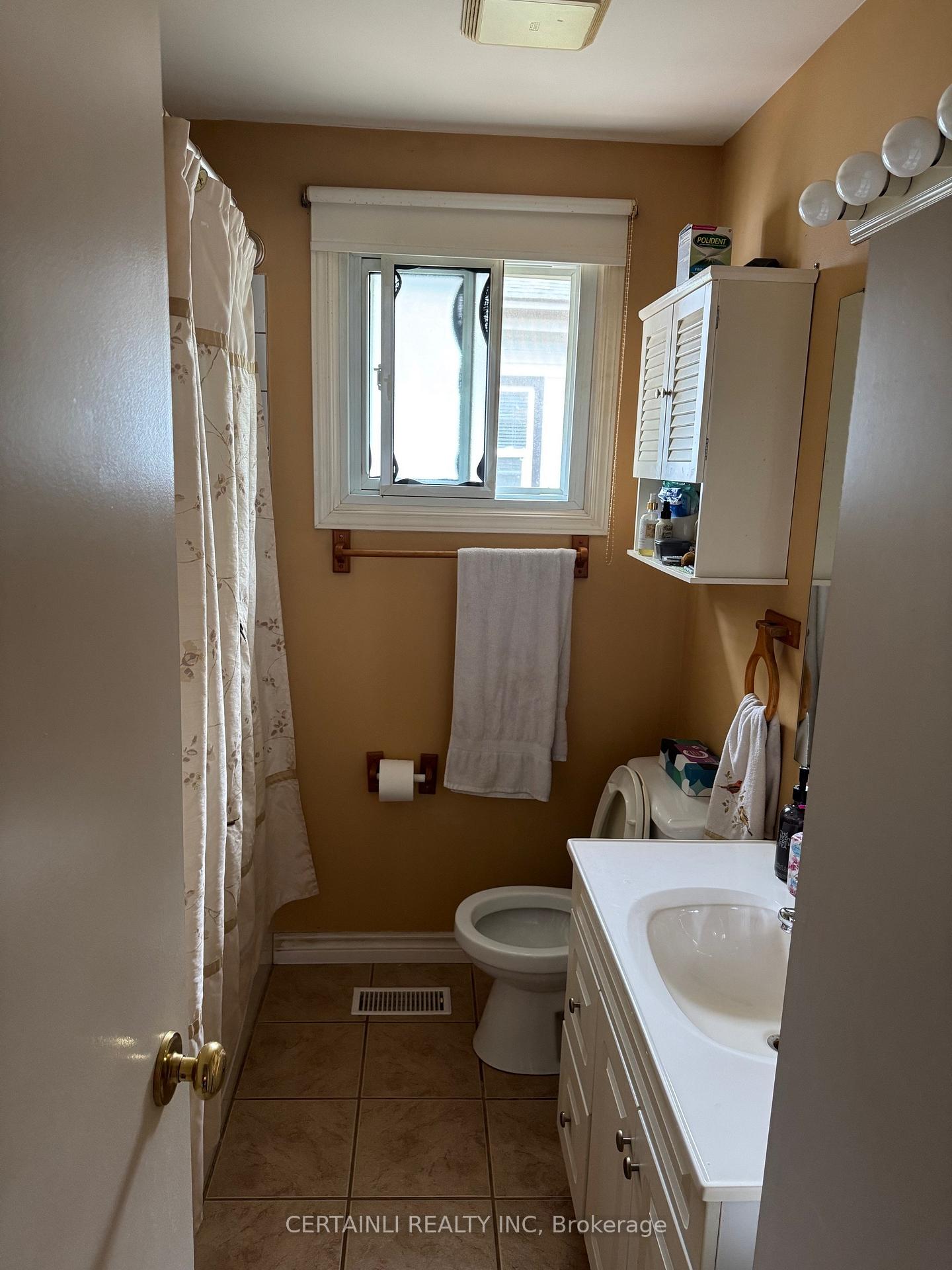 Photo 10 of 15 Penwarden Street, St. Thomas — HOMEH