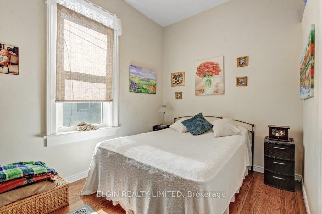 Photo 11 of 176 Wellington Street, St. Thomas — HOMEH