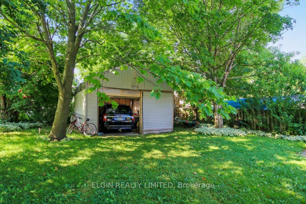 Photo 21 of 176 Wellington Street, St. Thomas — HOMEH