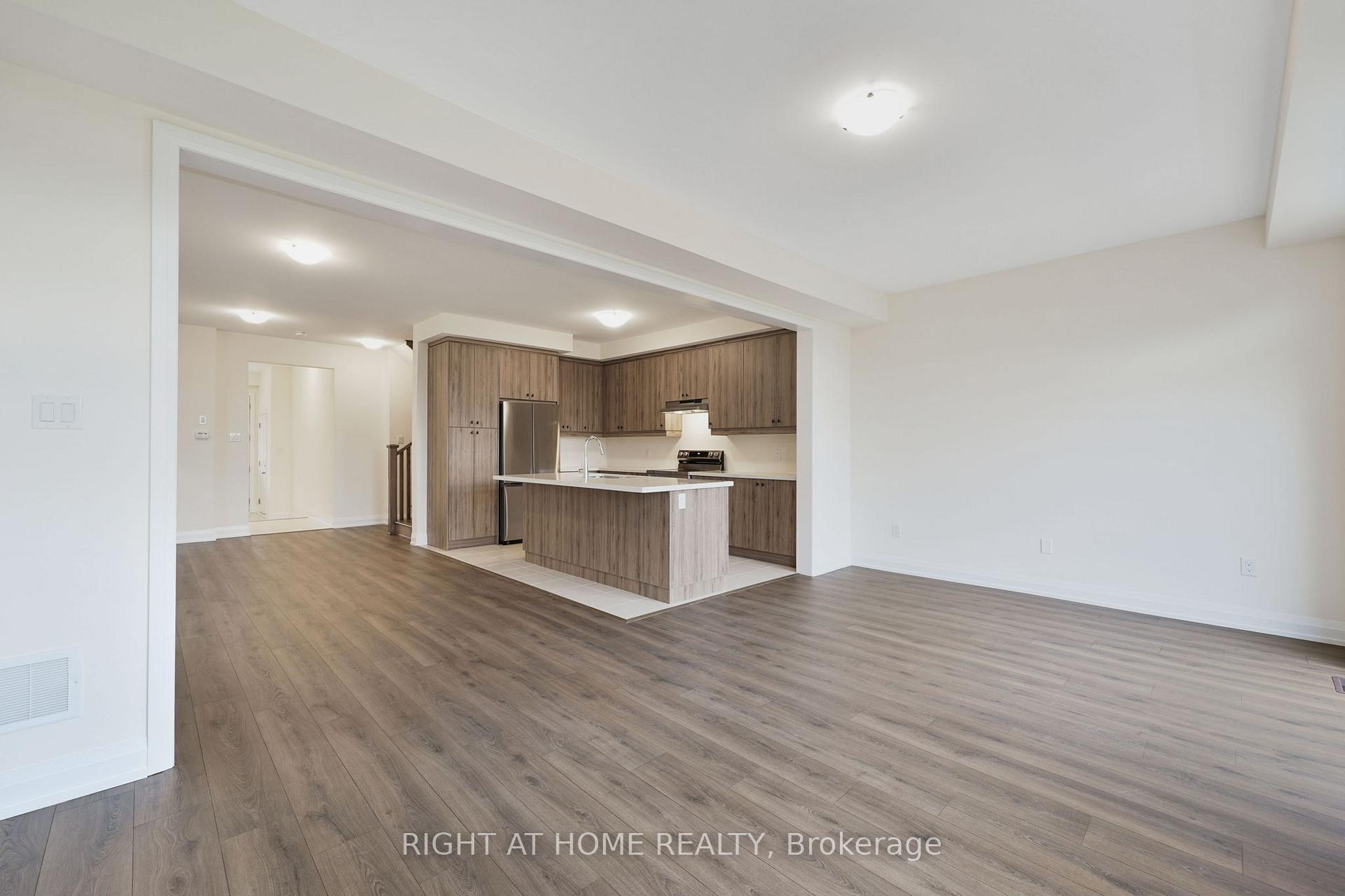 Photo 10 of 66 Bearberry Road, Springwater, Midhurst — HOMEH