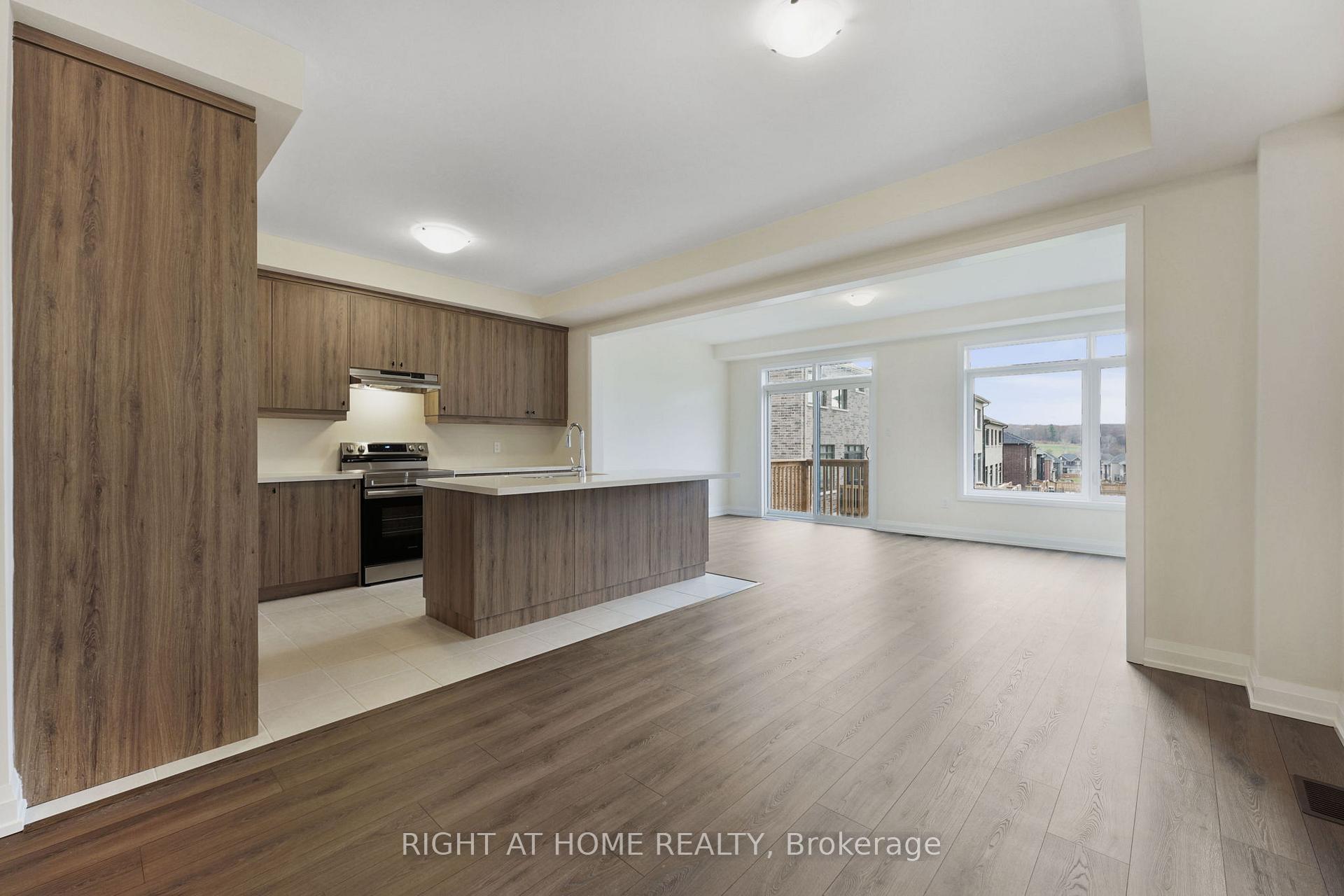 Photo 13 of 66 Bearberry Road, Springwater, Midhurst — HOMEH