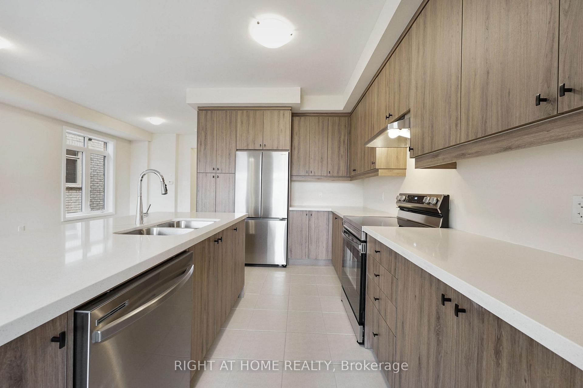 Photo 15 of 66 Bearberry Road, Springwater, Midhurst — HOMEH