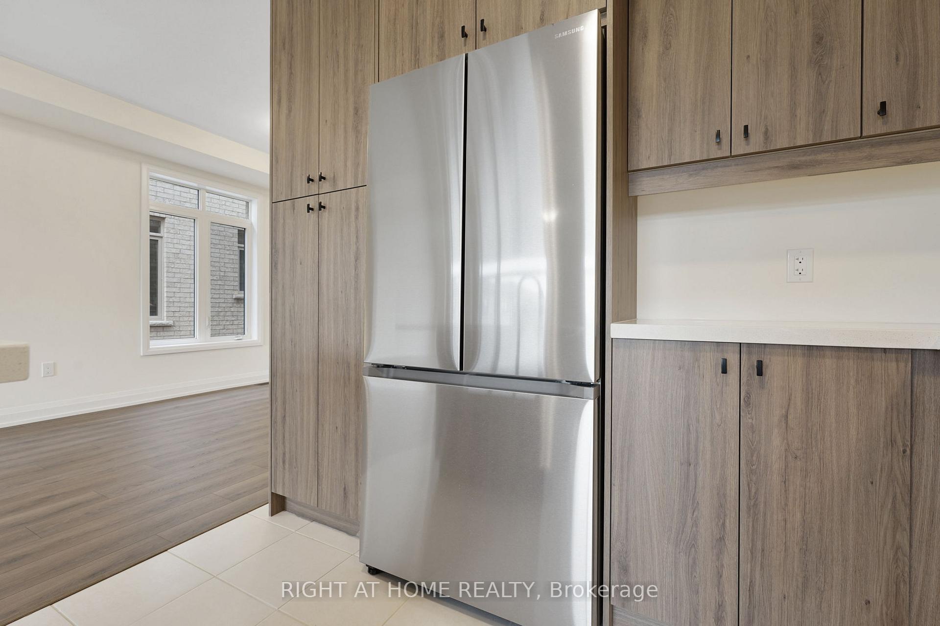 Photo 23 of 66 Bearberry Road, Springwater, Midhurst — HOMEH