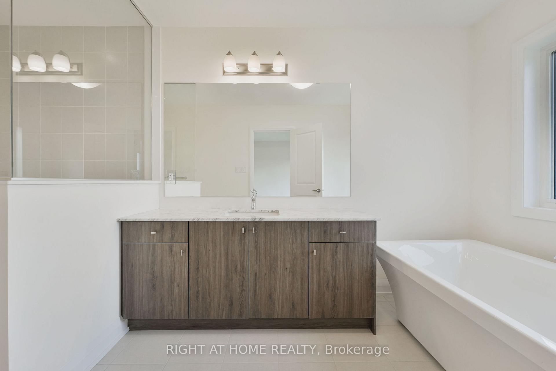 Photo 33 of 66 Bearberry Road, Springwater, Midhurst — HOMEH