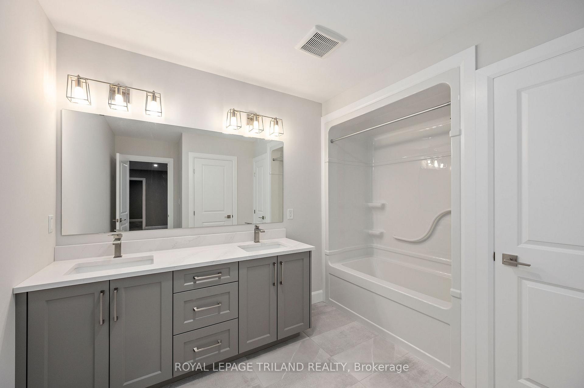 Photo 16 of 64 Acorn Trail, St. Thomas — HOMEH