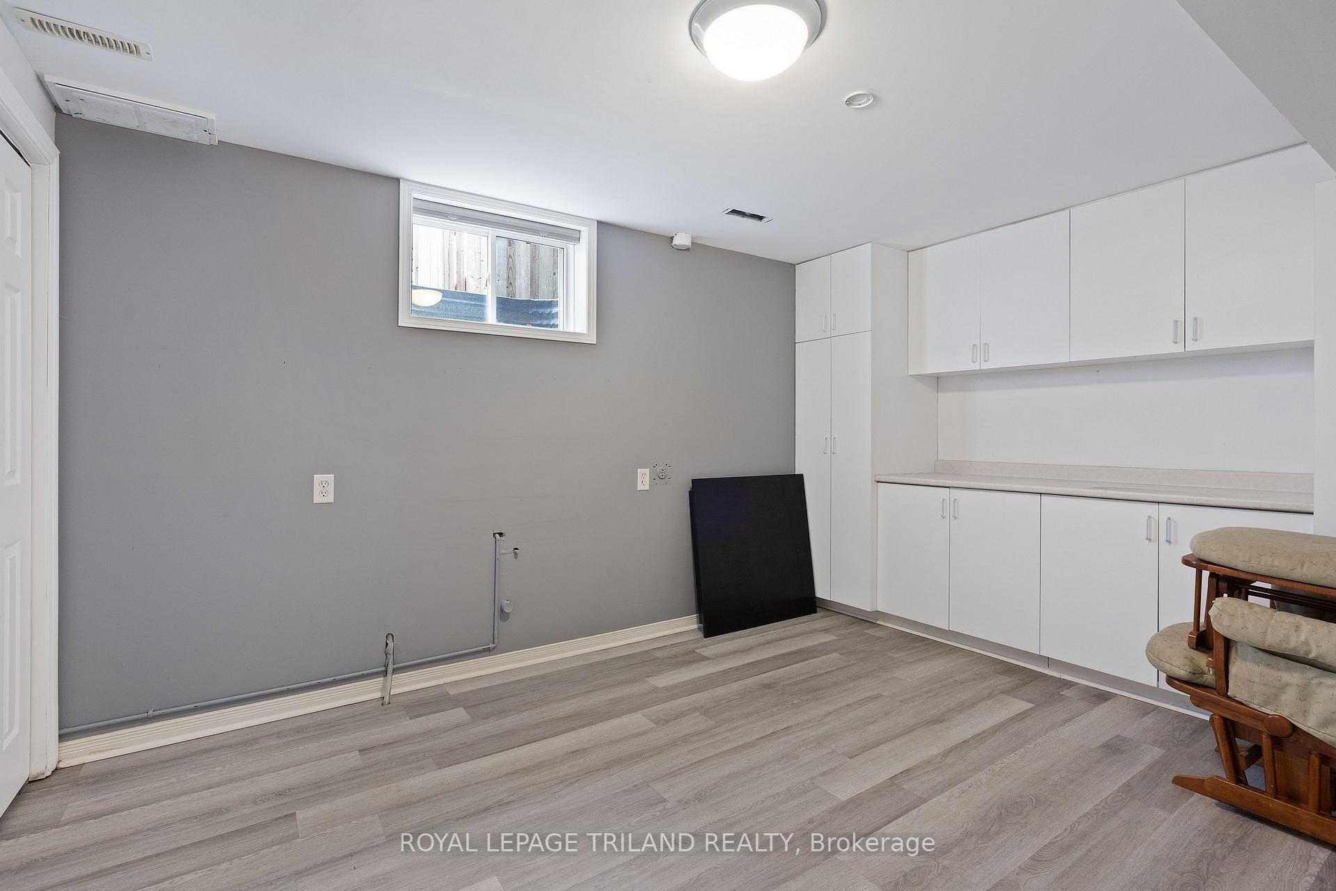 Photo 37 of 47 Carrie Crescent, St. Thomas — HOMEH