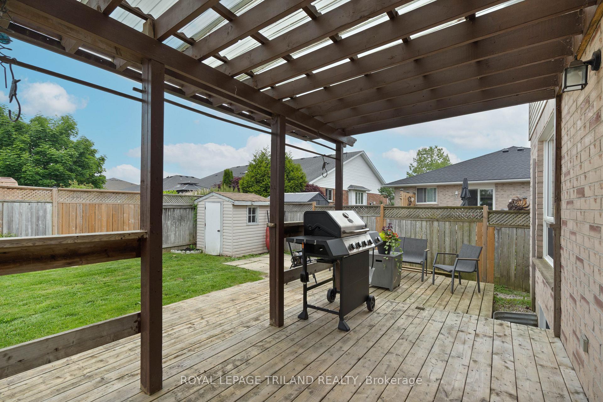 Photo 45 of 47 Carrie Crescent, St. Thomas — HOMEH