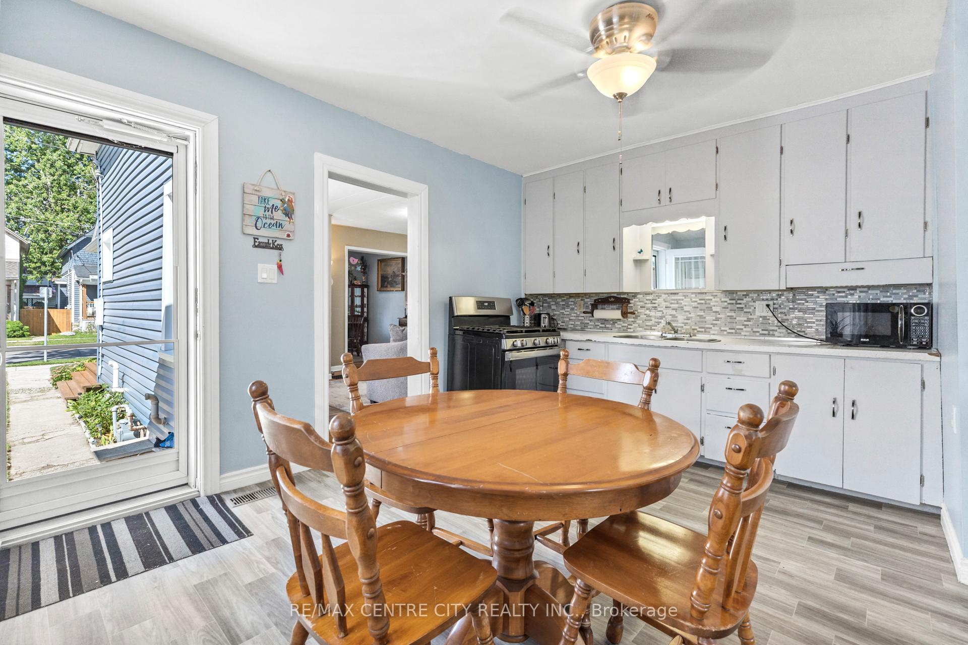 Photo 6 of 55 St. Catherine Street, St. Thomas — HOMEH