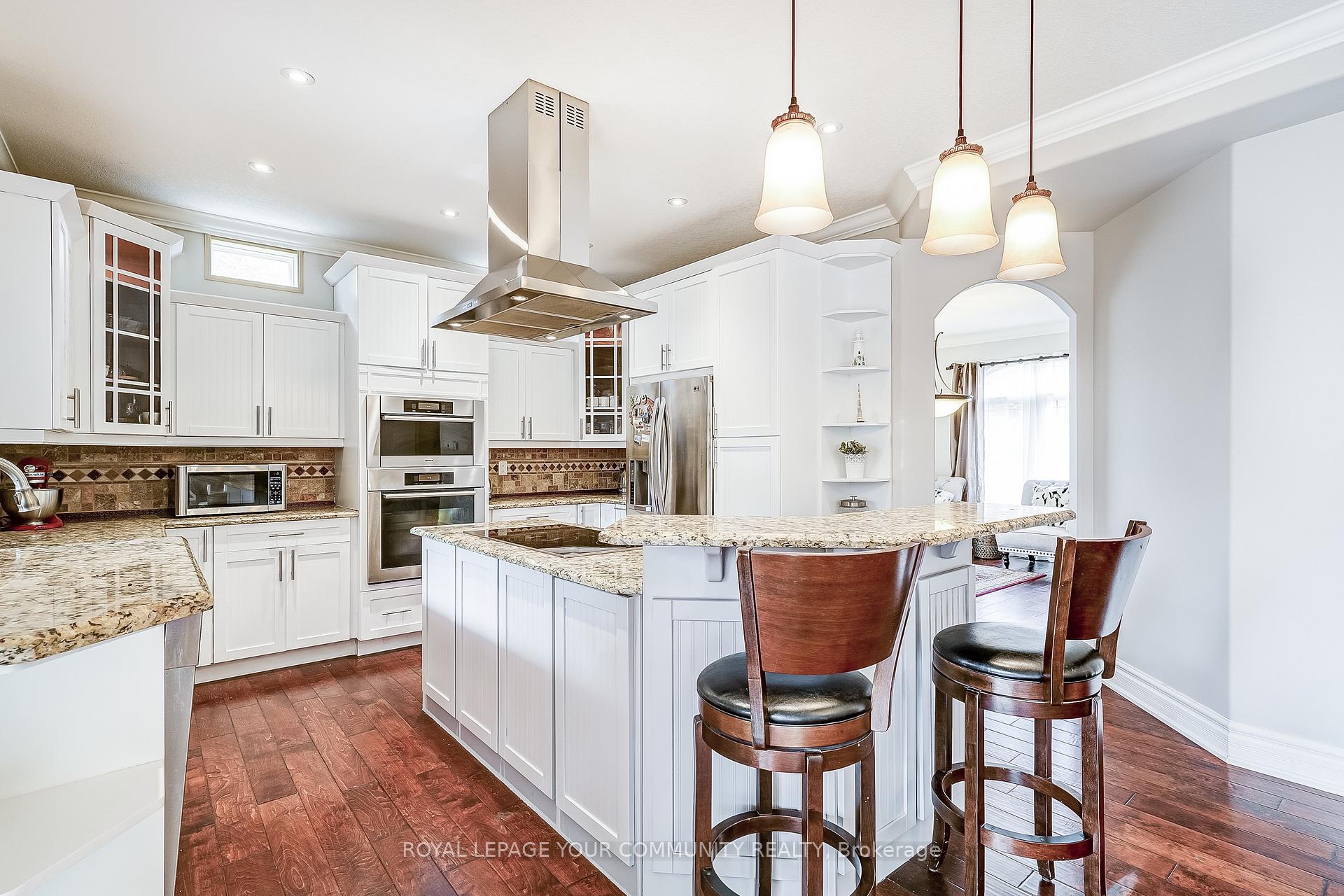 Photo 11 of 49 Heatherwood Drive, Springwater, Midhurst — HOMEH