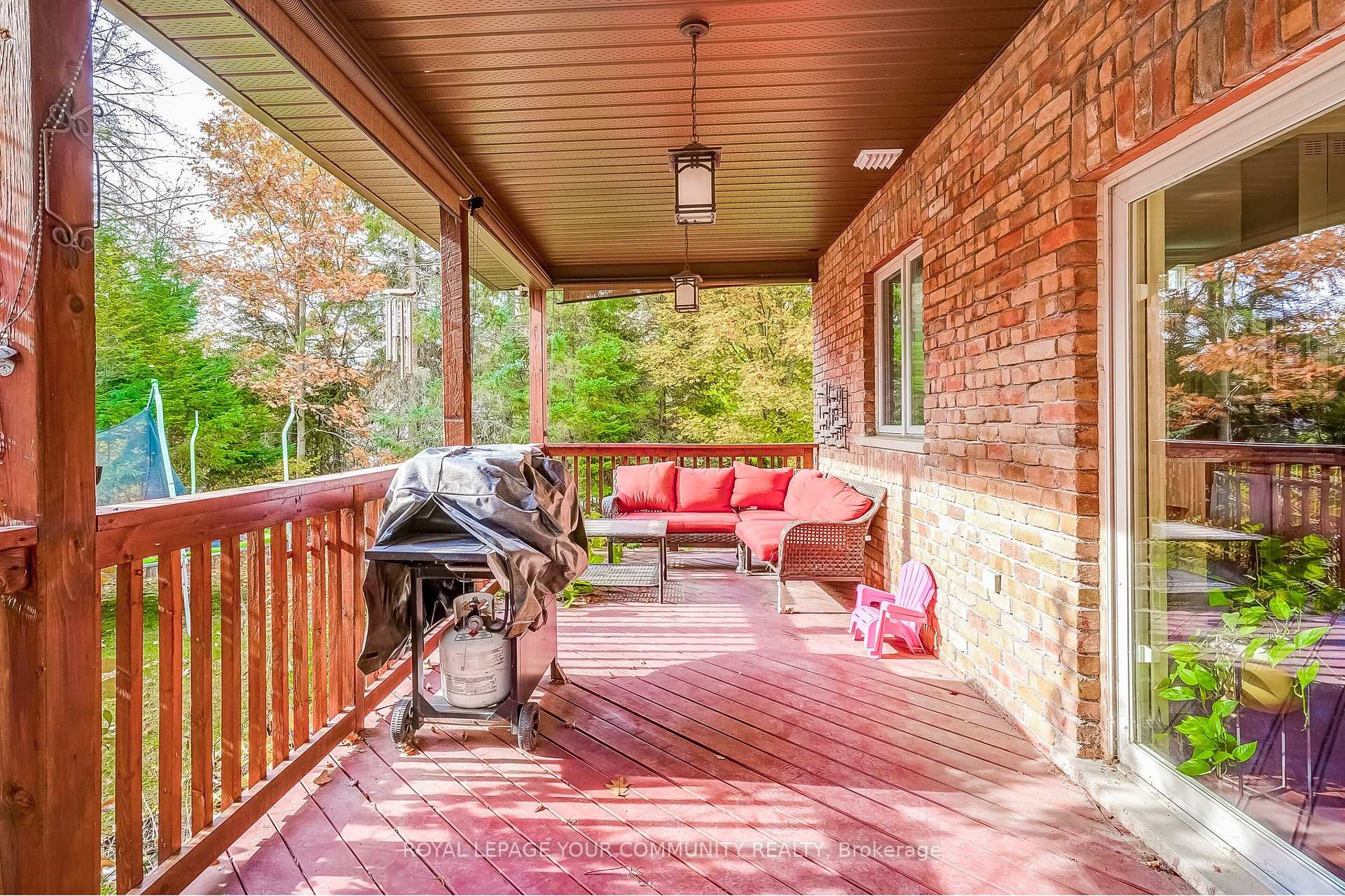 Photo 40 of 49 Heatherwood Drive, Springwater, Midhurst — HOMEH