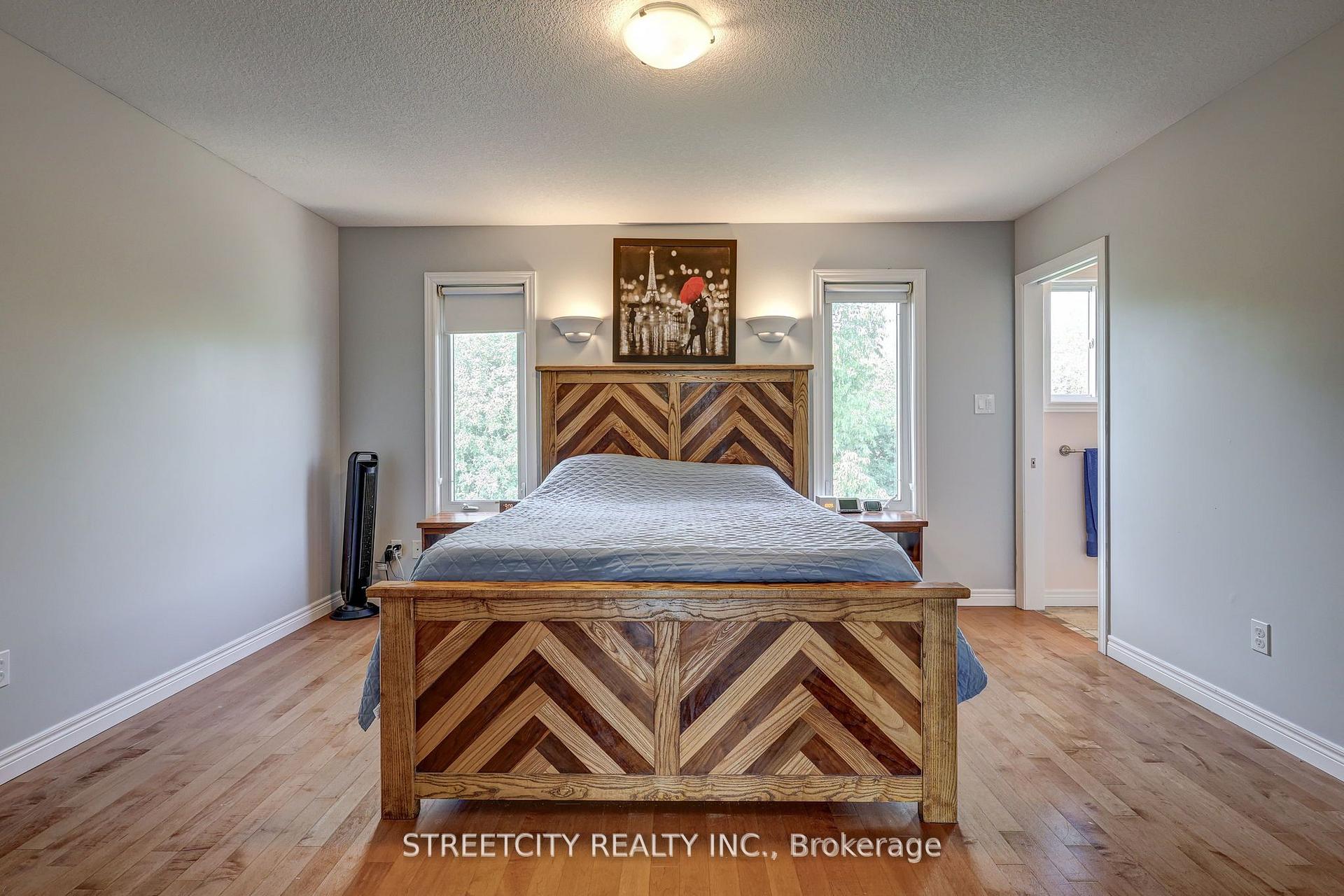 Photo 21 of 61 Meadowvale Drive, St. Thomas — HOMEH
