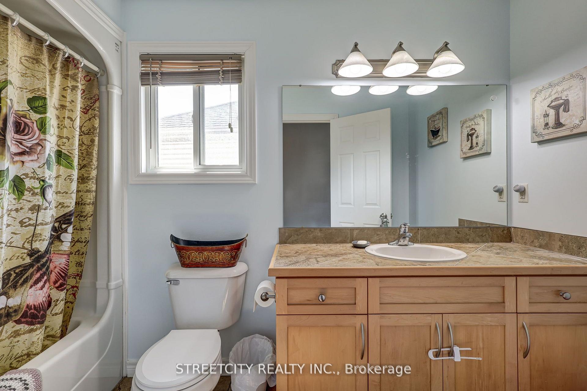Photo 28 of 61 Meadowvale Drive, St. Thomas — HOMEH