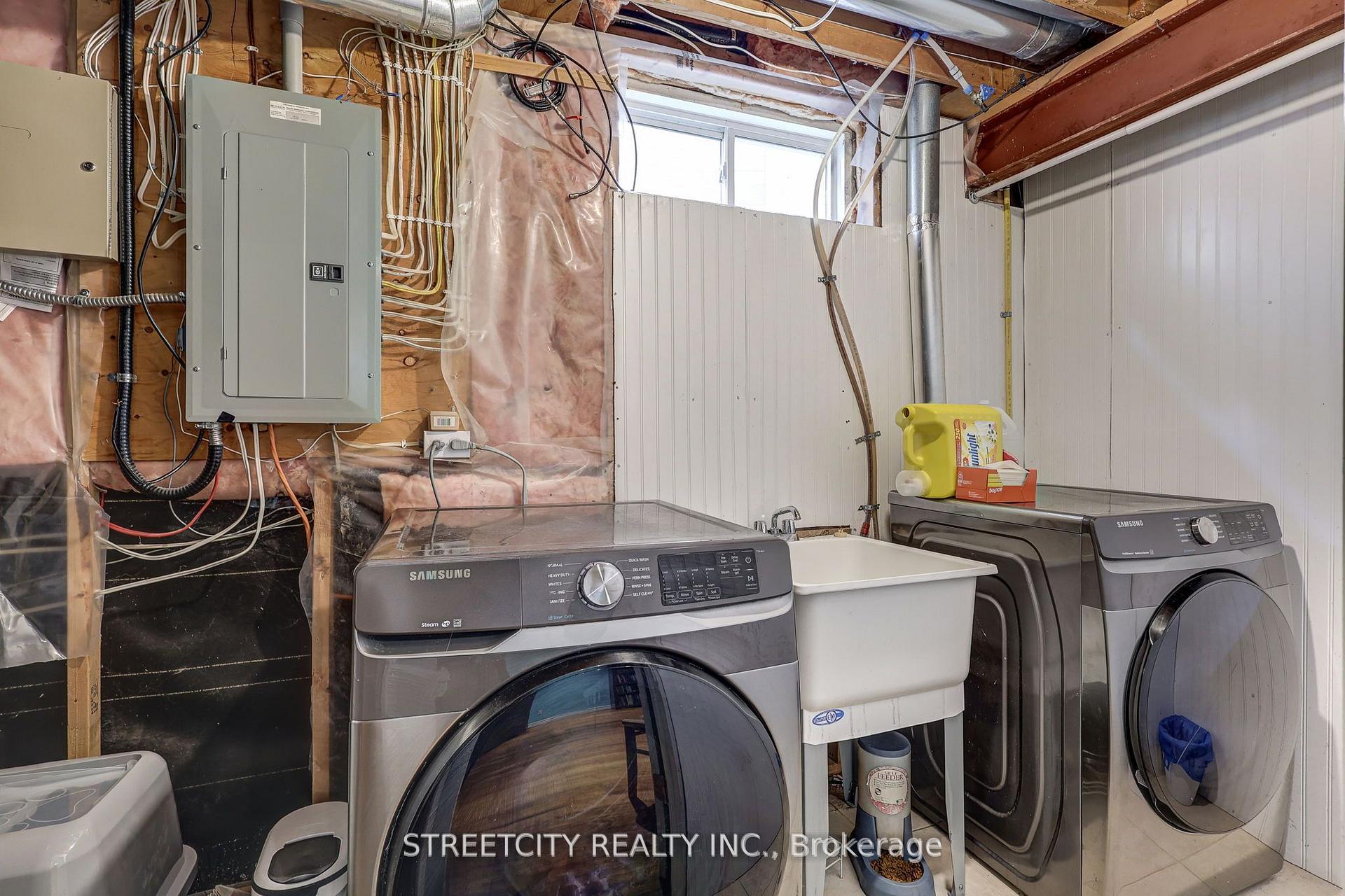 Photo 36 of 61 Meadowvale Drive, St. Thomas — HOMEH