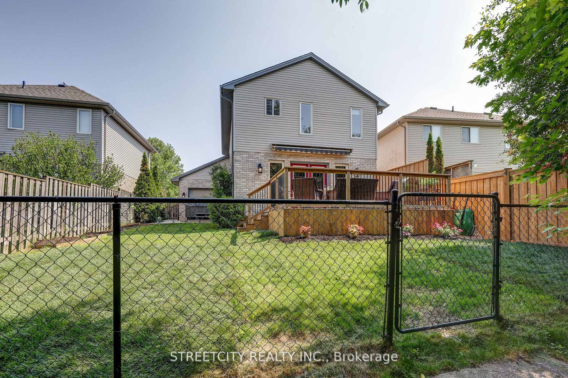 Photo 48 of 61 Meadowvale Drive, St. Thomas — HOMEH