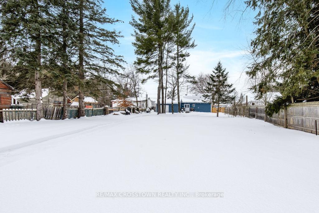 Photo 37 of 1089 Bayfield Street N, Springwater, Midhurst — HOMEH