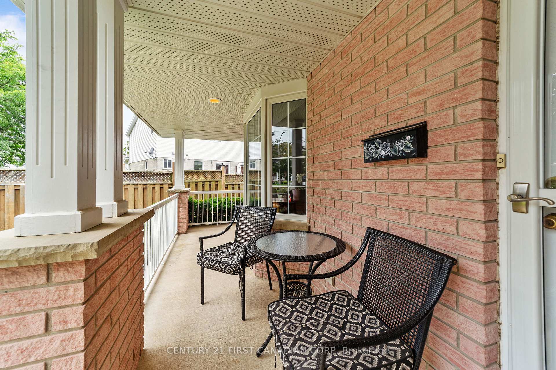 Photo 8 of 7 Sifton Drive, St. Thomas — HOMEH