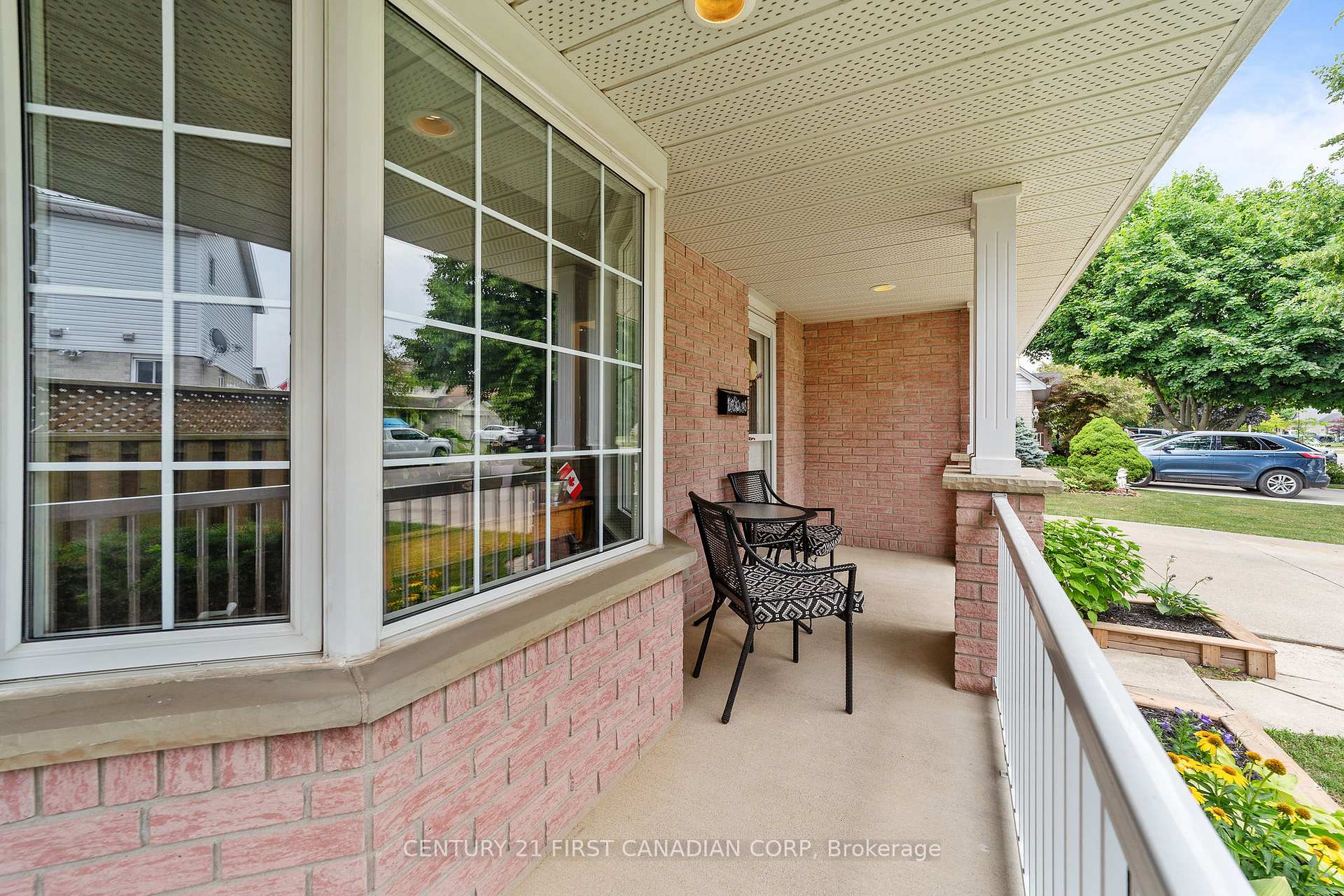 Photo 9 of 7 Sifton Drive, St. Thomas — HOMEH
