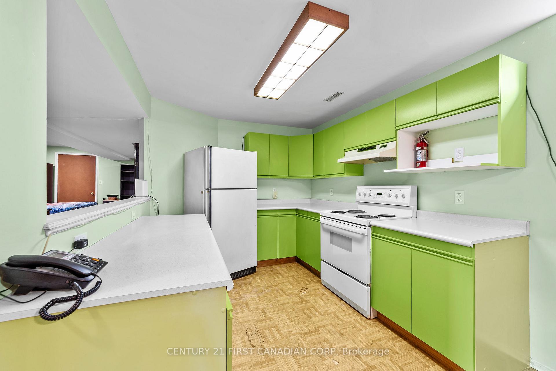 Photo 29 of 7 Sifton Drive, St. Thomas — HOMEH
