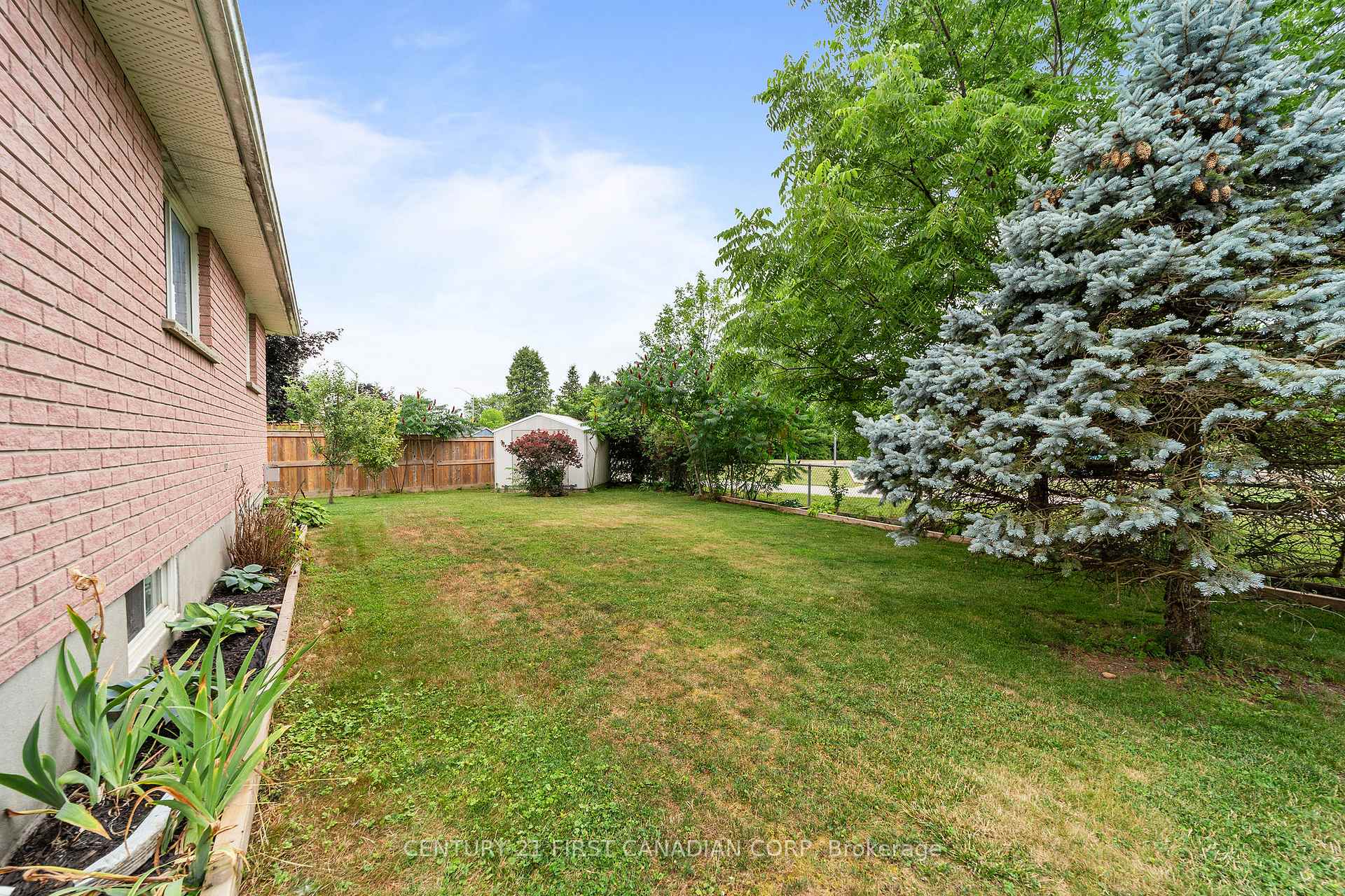 Photo 38 of 7 Sifton Drive, St. Thomas — HOMEH