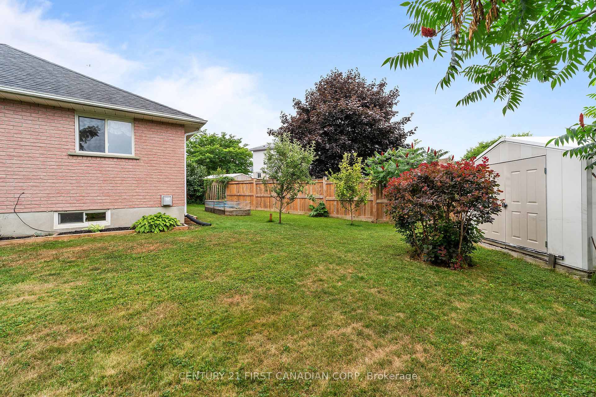 Photo 39 of 7 Sifton Drive, St. Thomas — HOMEH