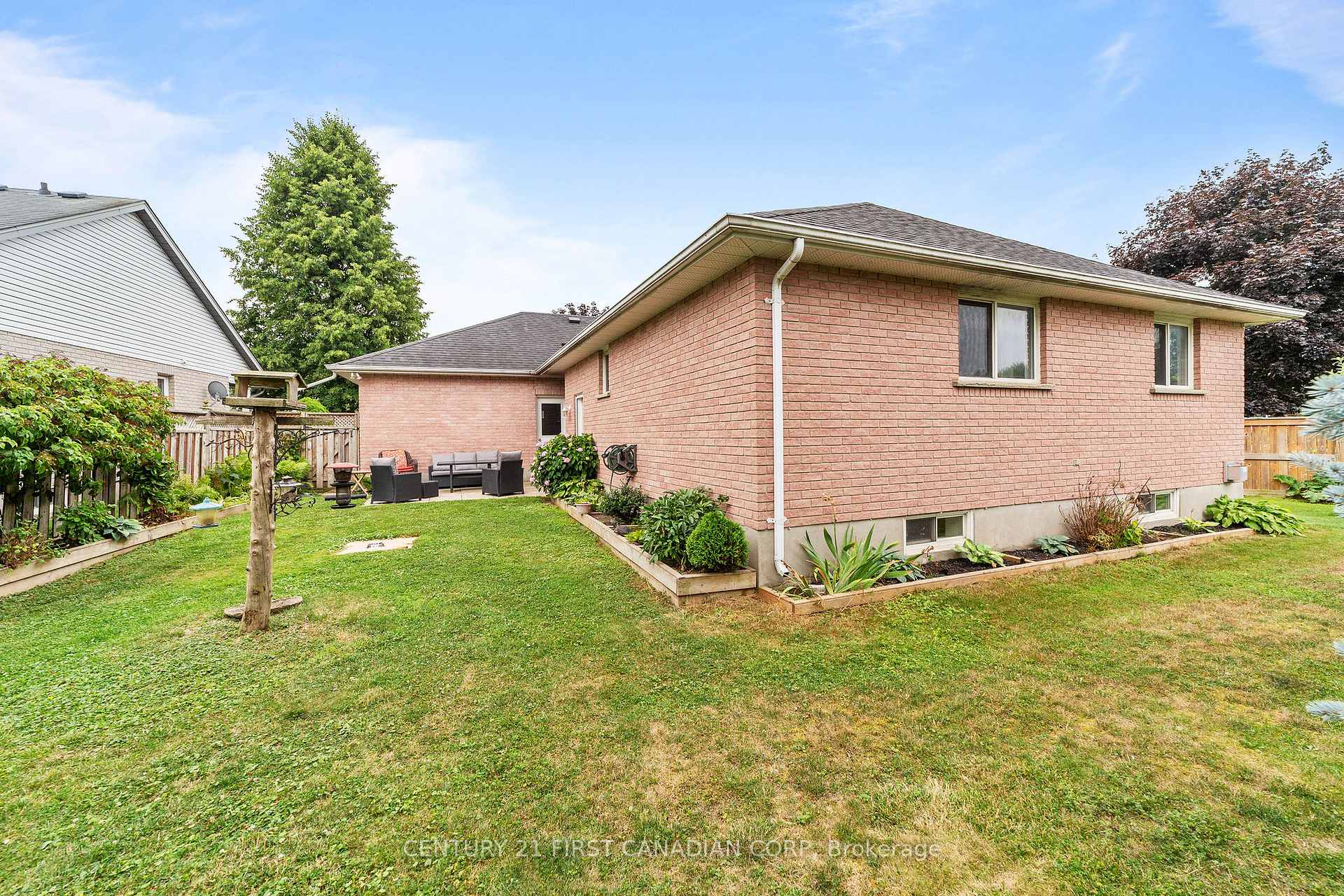 Photo 42 of 7 Sifton Drive, St. Thomas — HOMEH