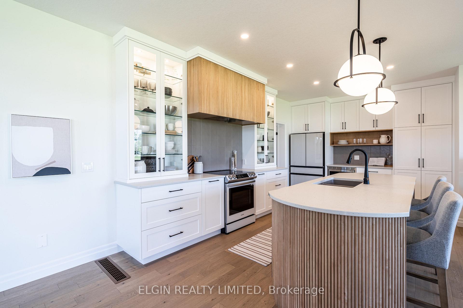 Photo 11 of 260 Renaissance Drive, St. Thomas — HOMEH