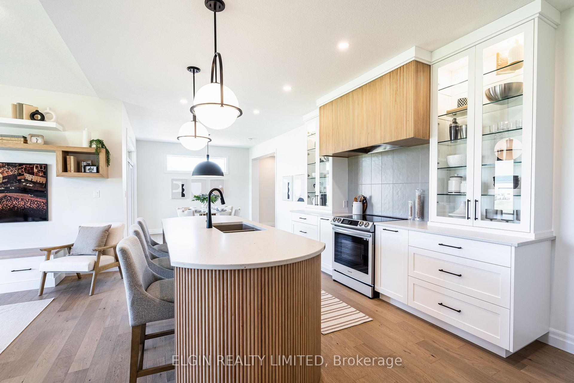 Photo 13 of 260 Renaissance Drive, St. Thomas — HOMEH