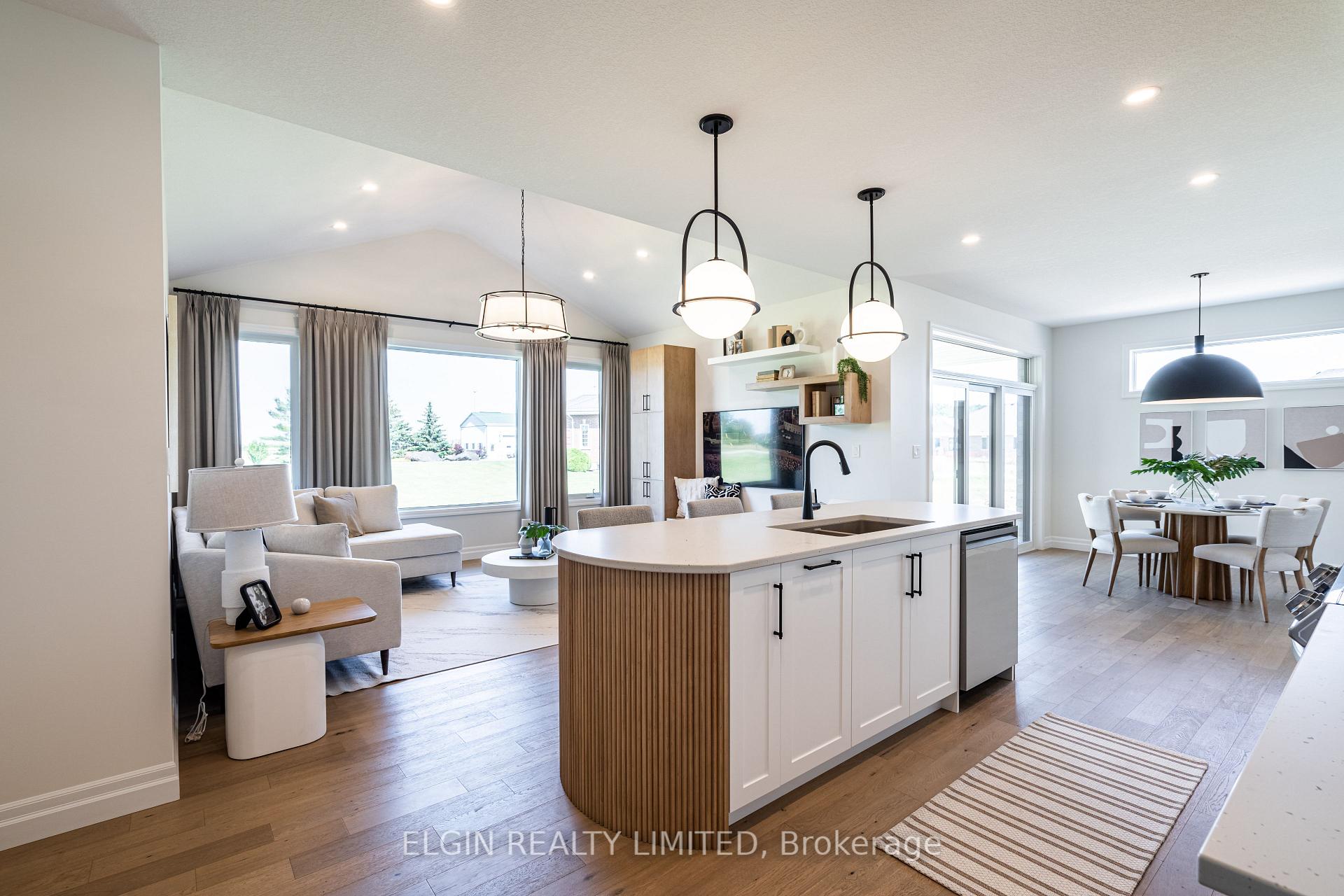 Photo 15 of 260 Renaissance Drive, St. Thomas — HOMEH