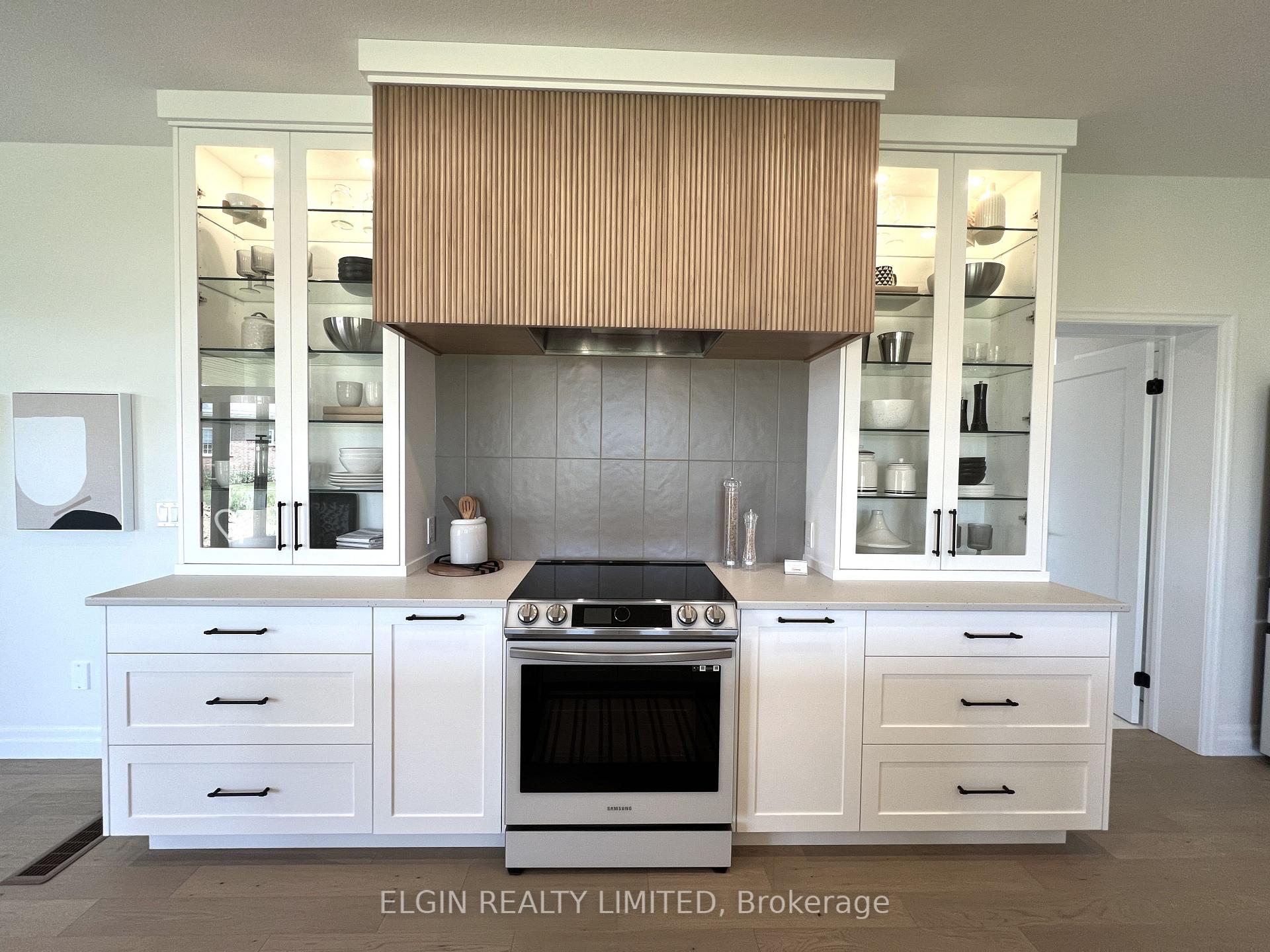 Photo 17 of 260 Renaissance Drive, St. Thomas — HOMEH