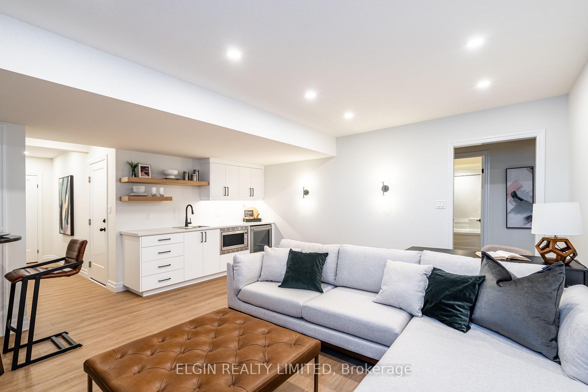 Photo 39 of 260 Renaissance Drive, St. Thomas — HOMEH
