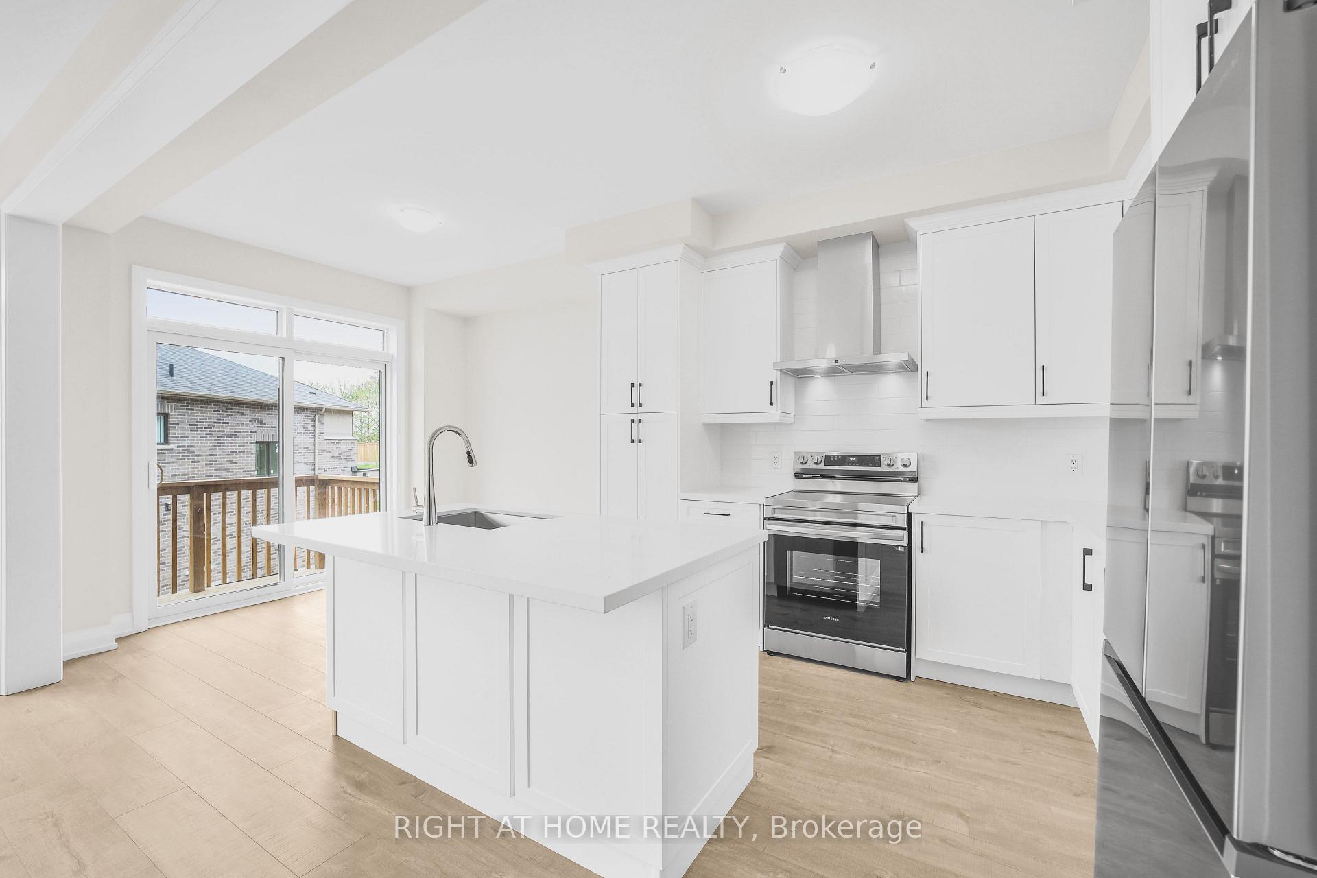 Photo 18 of 50 Bearberry Road, Springwater, Midhurst — HOMEH