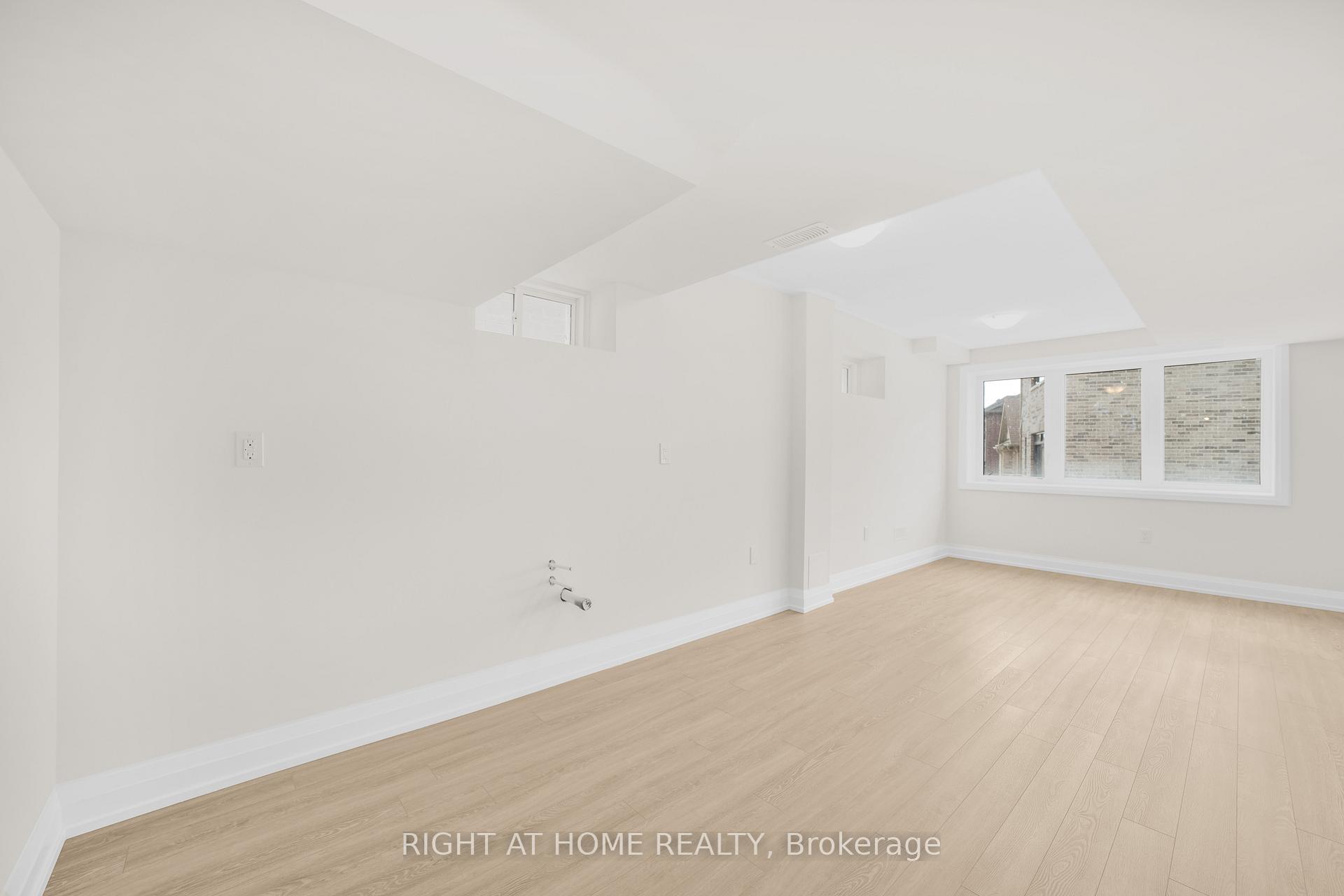 Photo 33 of 50 Bearberry Road, Springwater, Midhurst — HOMEH