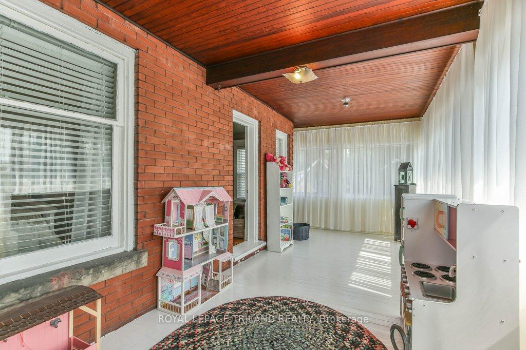 Photo 33 of 64 East Street, St. Thomas — HOMEH