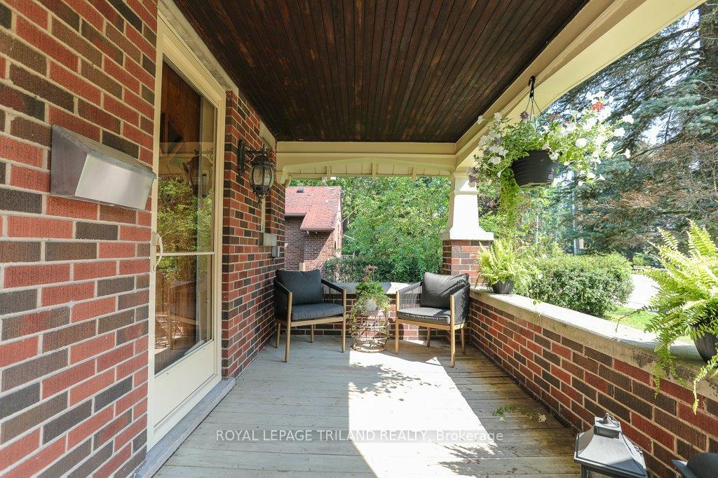 Photo 6 of 230 Sunset Drive, St. Thomas — HOMEH