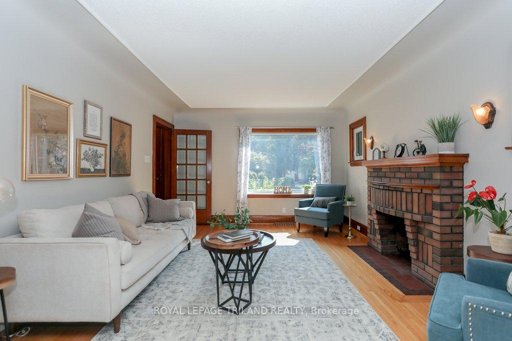 Photo 11 of 230 Sunset Drive, St. Thomas — HOMEH
