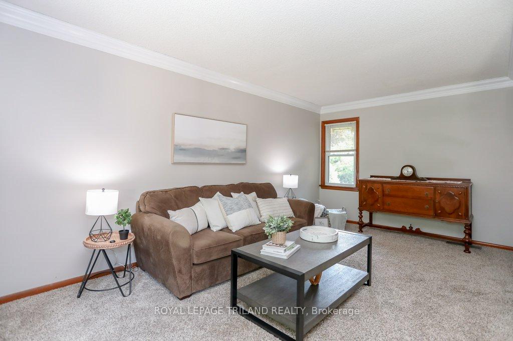 Photo 21 of 230 Sunset Drive, St. Thomas — HOMEH