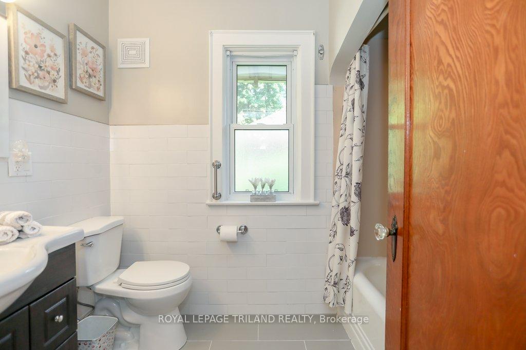 Photo 29 of 230 Sunset Drive, St. Thomas — HOMEH