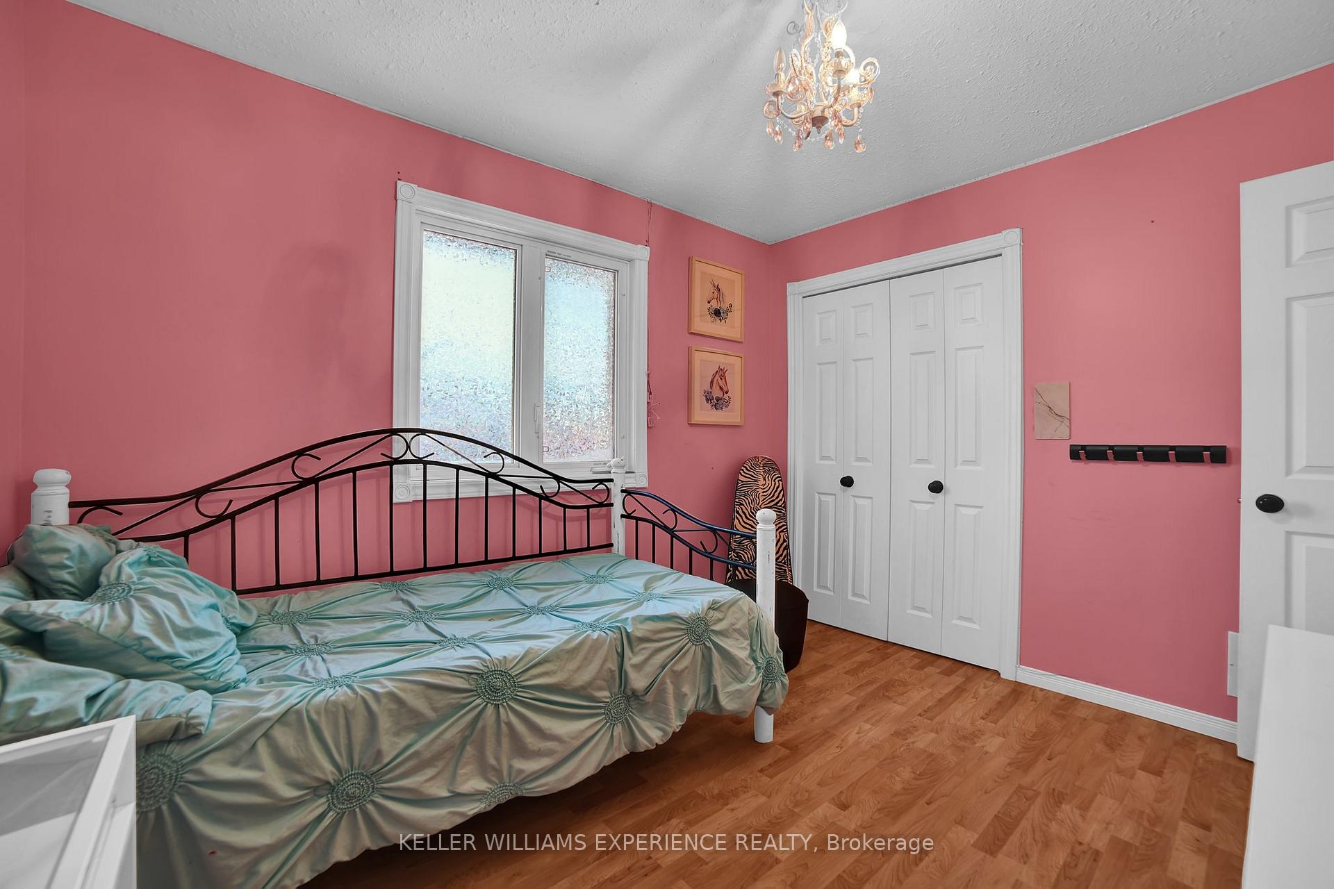 Photo 18 of 24 Graham Street, Springwater, Elmvale — HOMEH