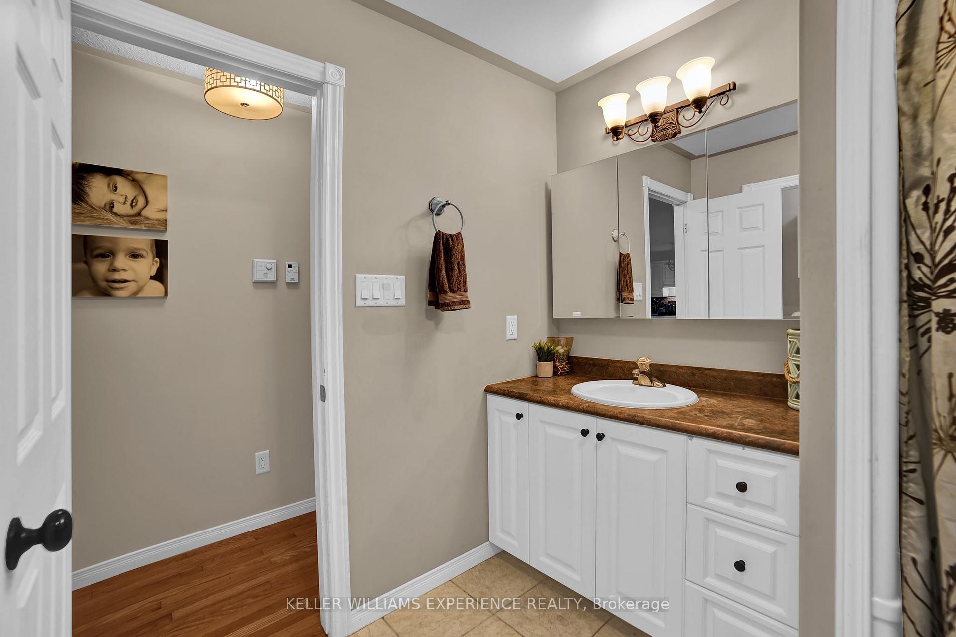 Photo 20 of 24 Graham Street, Springwater, Elmvale — HOMEH