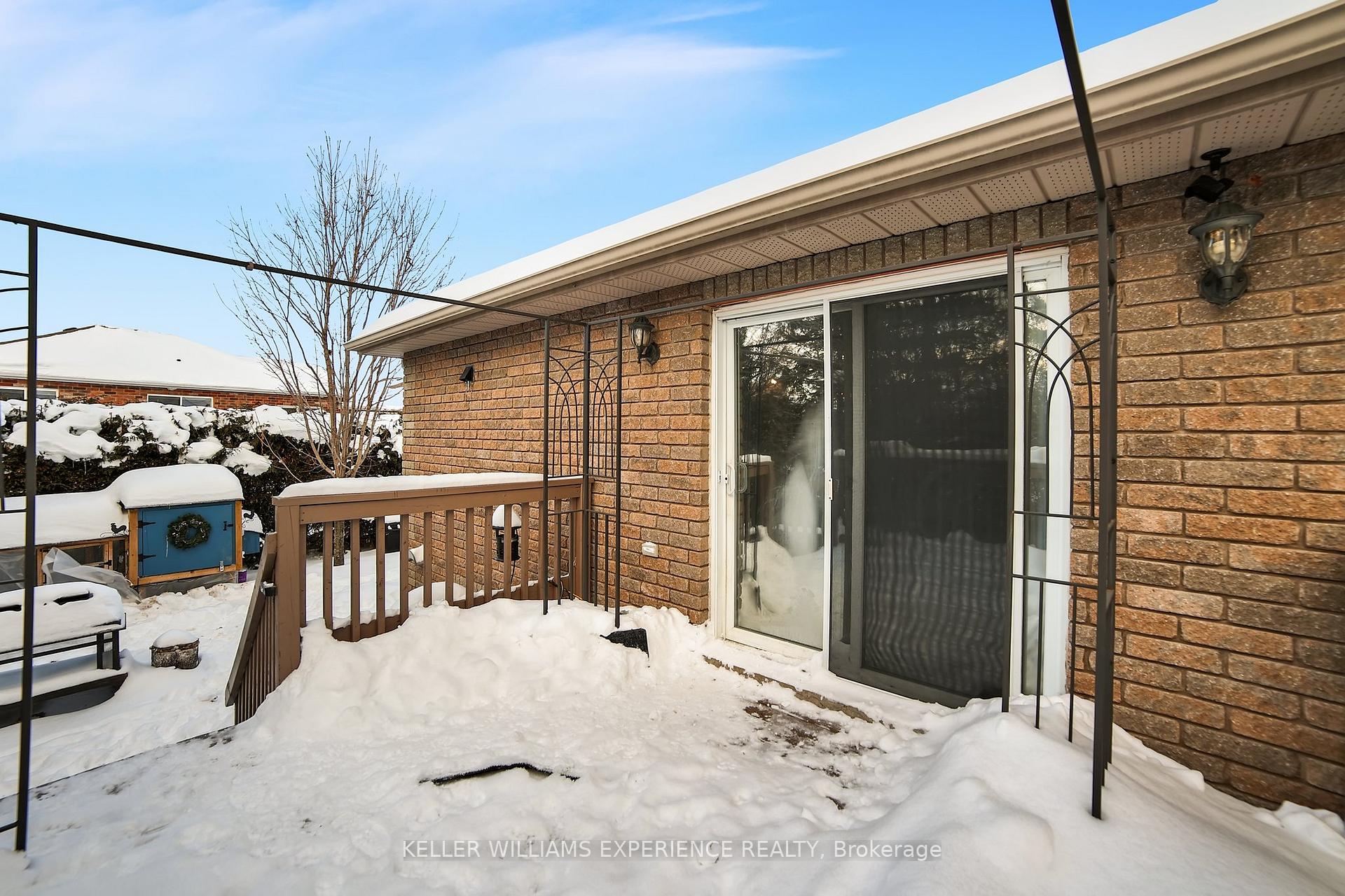 Photo 30 of 24 Graham Street, Springwater, Elmvale — HOMEH