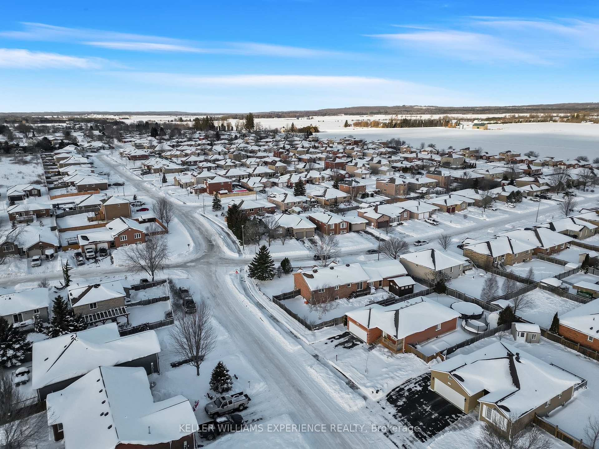 Photo 33 of 24 Graham Street, Springwater, Elmvale — HOMEH