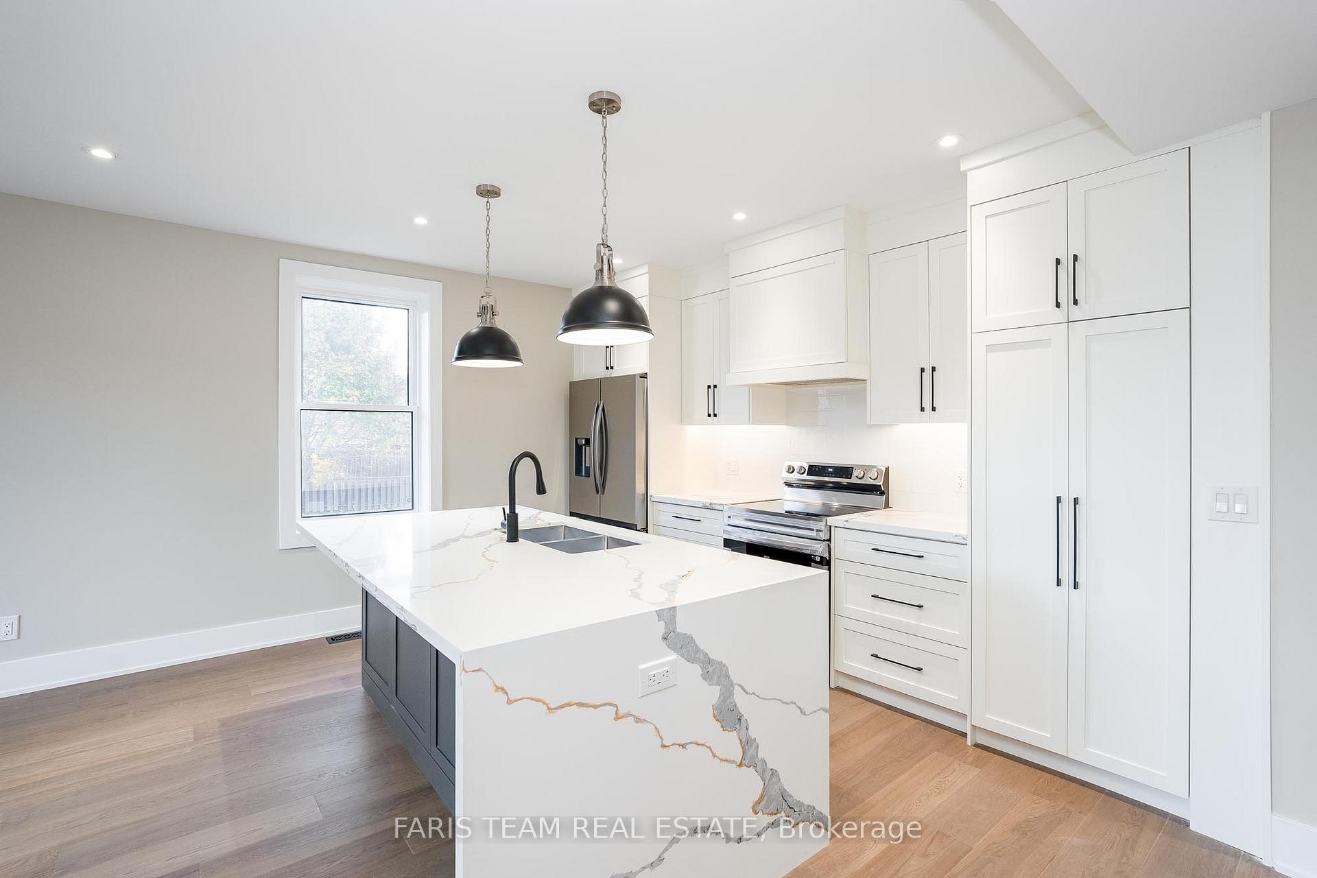 Photo 4 of 9 Bertram Drive, Springwater, Elmvale — HOMEH