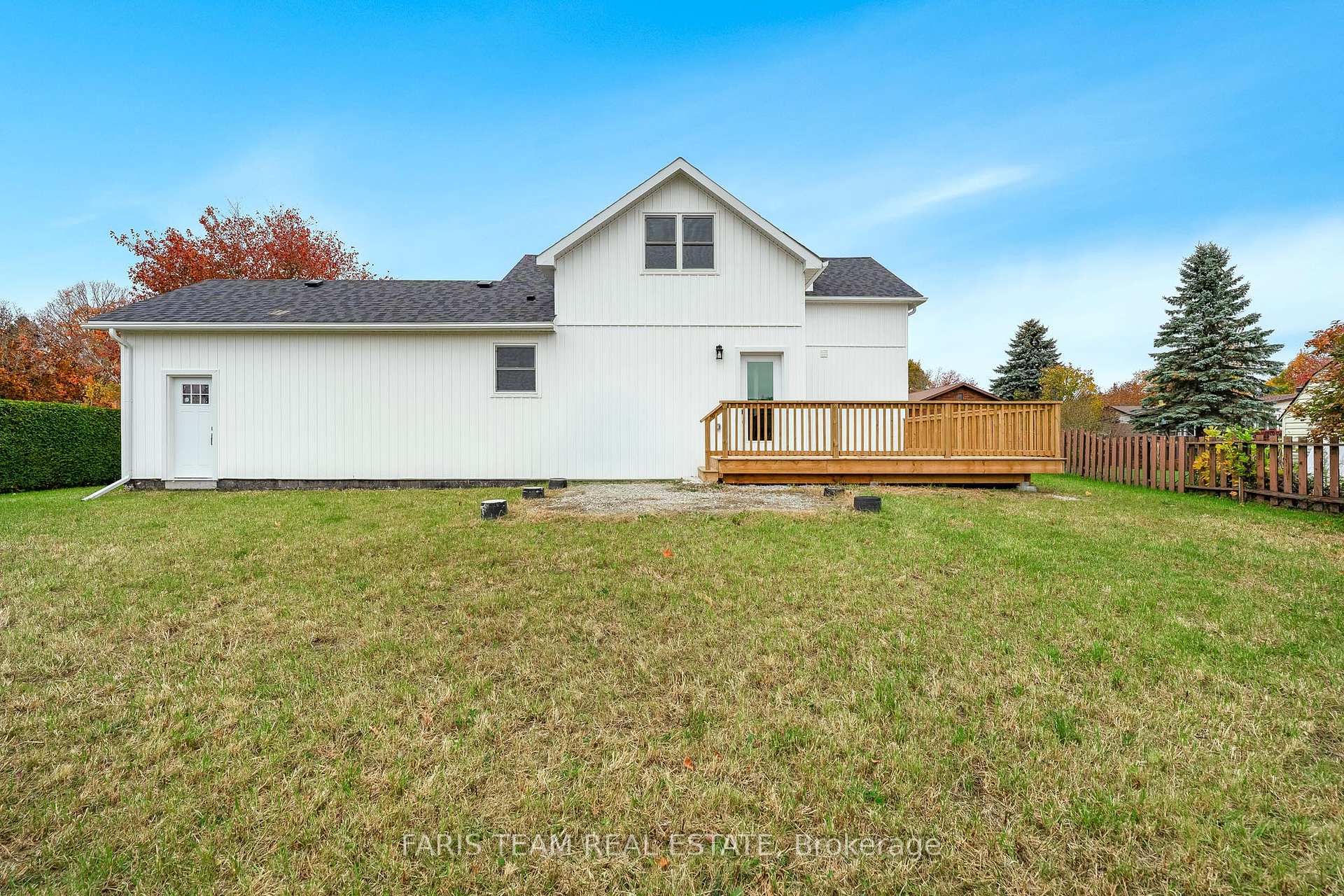 Photo 27 of 9 Bertram Drive, Springwater, Elmvale — HOMEH