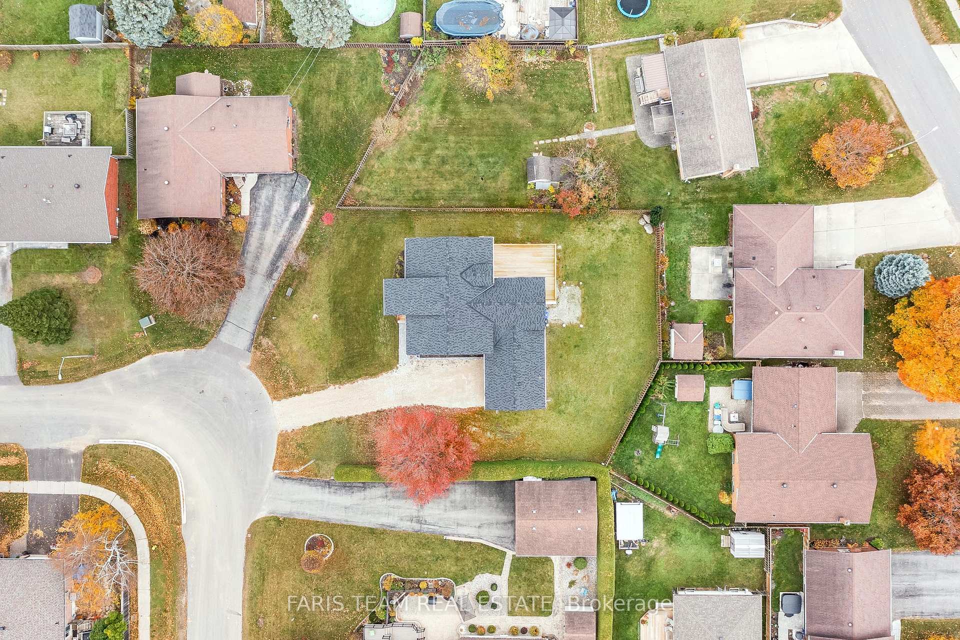 Photo 29 of 9 Bertram Drive, Springwater, Elmvale — HOMEH