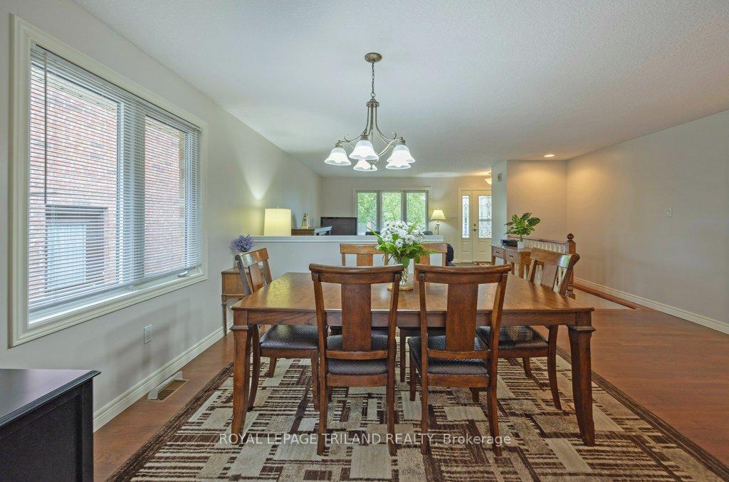 Photo 11 of 106 Hagerman Crescent, St. Thomas — HOMEH