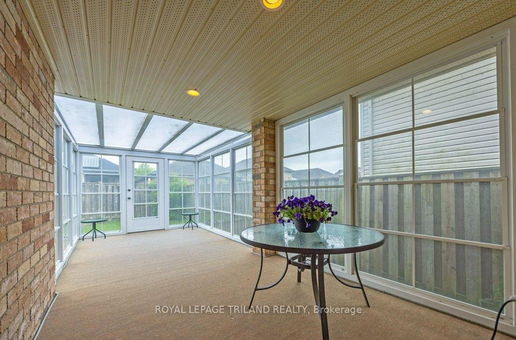 Photo 15 of 106 Hagerman Crescent, St. Thomas — HOMEH