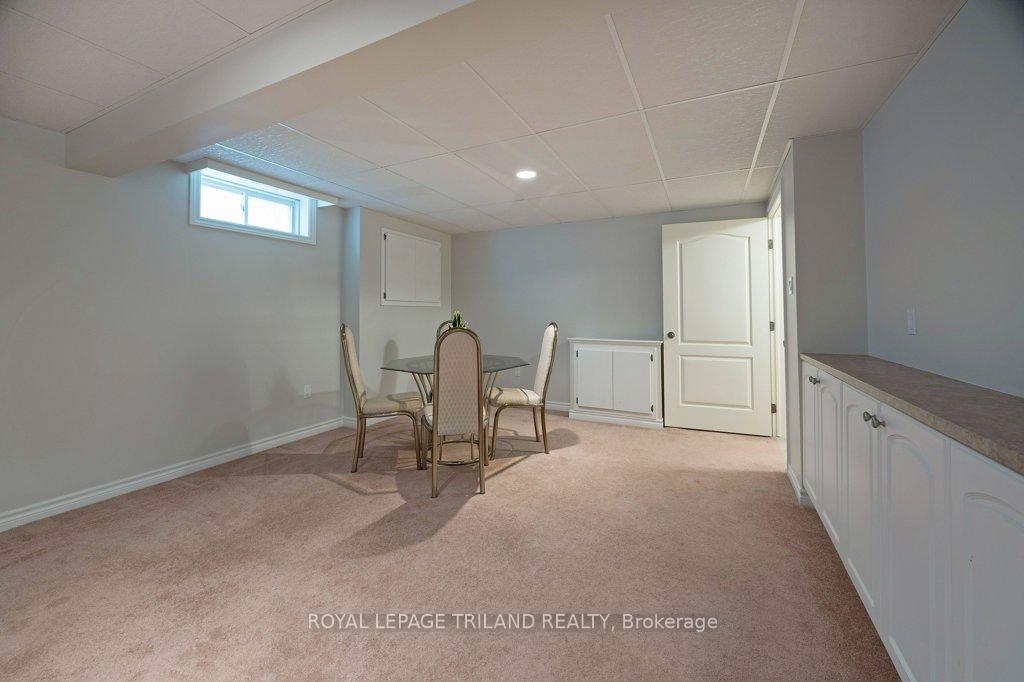 Photo 24 of 106 Hagerman Crescent, St. Thomas — HOMEH